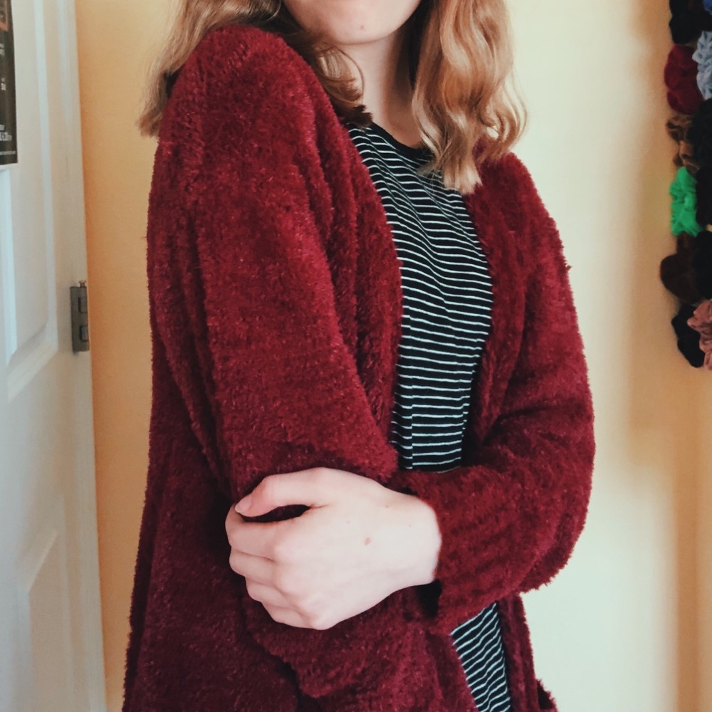 fuzzy red cardigan - Picture 4 of 5